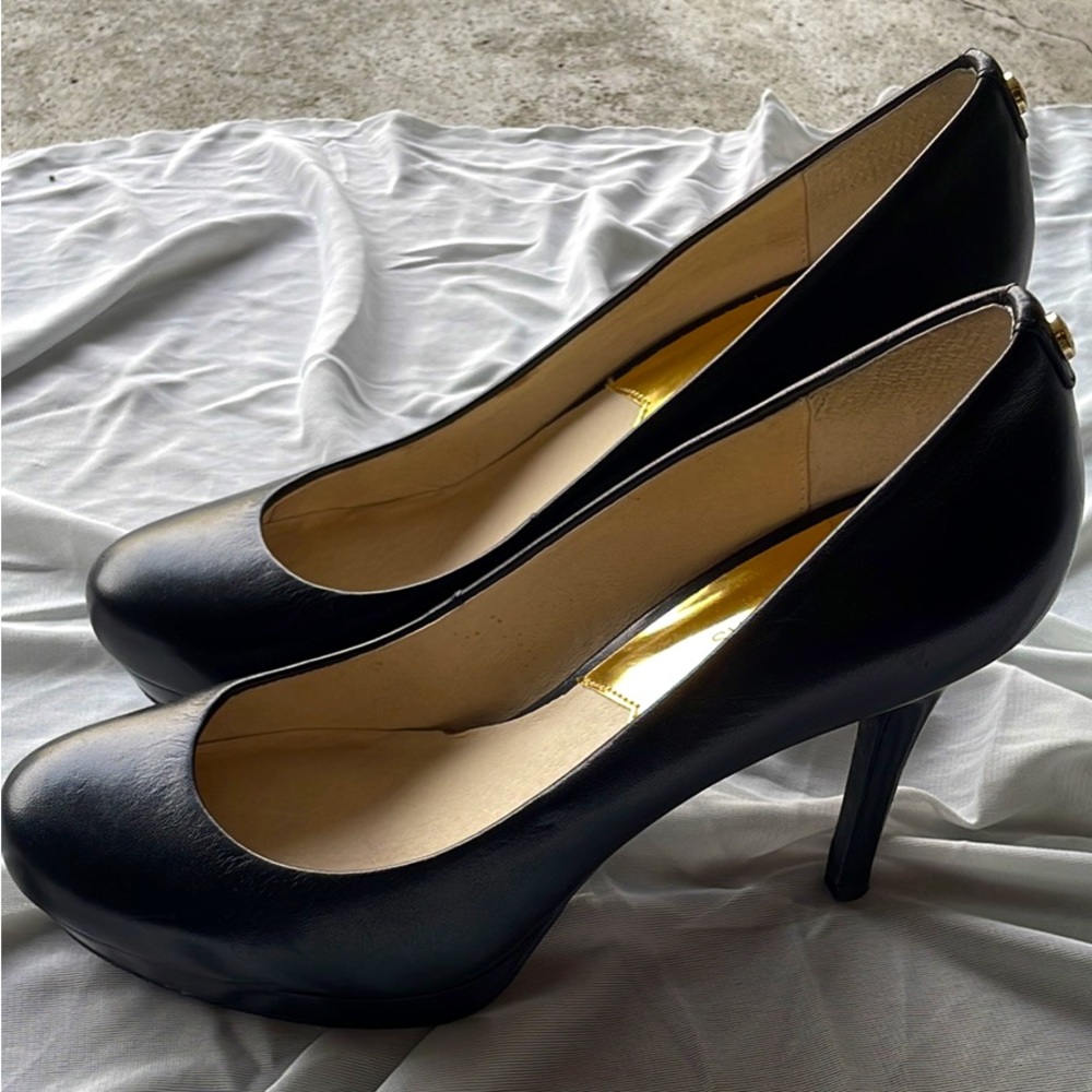 Michael Kors Black Leather Heels 7.5